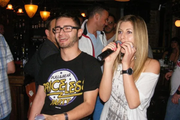 Start la karaoke in Molly Malone cu Anastasia Sandu