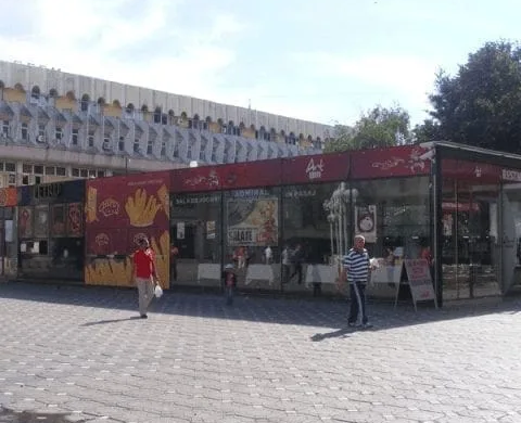 Intră să vezi unde va fi mutat acvariul din Piaţa Operei!