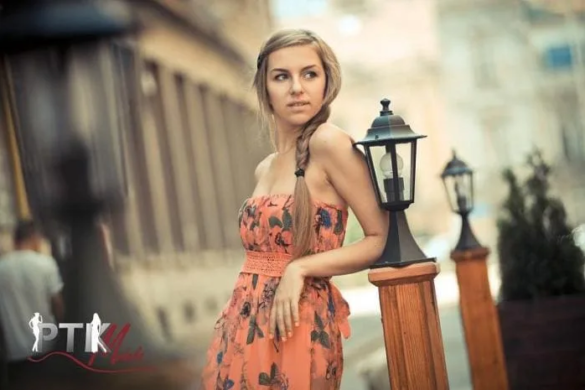 Fata Săptămânii – Alexandra Iatan