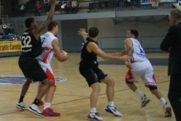 Din nou „lei”. BC Timişoara a învins CSM Oradea cu 88-85, după un meci-spectacol