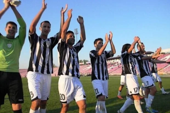 Poli obţine prima victorie „afară”. Bănăţenii au învins la Vâlcea cu 2-0
