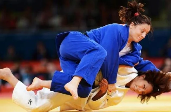 Trei sportivi vor fi premiaţi de CJ Timiş pentru performanţele obţinute