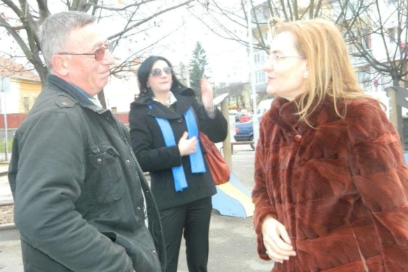 Maria Grapini continuă încercarea de a se apropia de cetăţeni