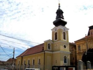 Patrule mixte supraveghează zona Bisericii Ortodoxe Sârbe din Piaţa Traian 1
