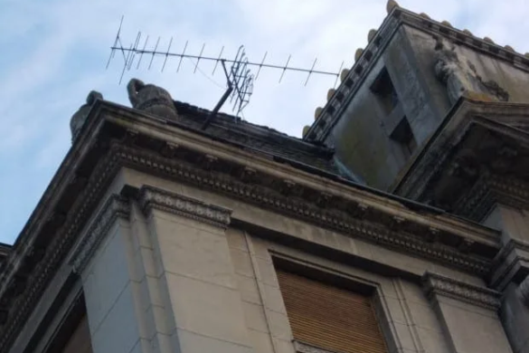 Apel către timișoreni să desființeze vechile antene neutilizate de pe imobilele orașului
