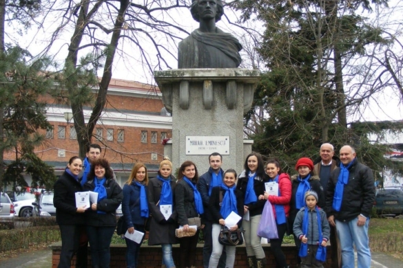 Dor de Eminescu, omagiu la aniversară adus de tineri conservatori