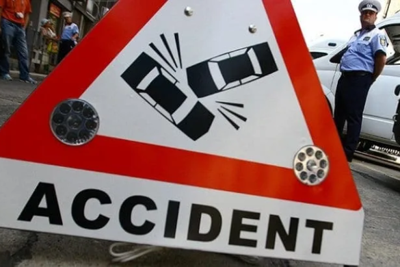 Un tânăr din Periam a FURAT mașina mamei, a condus FĂRĂ PERMIS și a provocat un accident. Riscă PUȘCĂRIA!