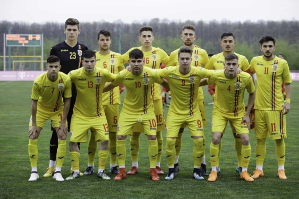 Doi tineri polişti convocaţi la naţionala Under 18 a României