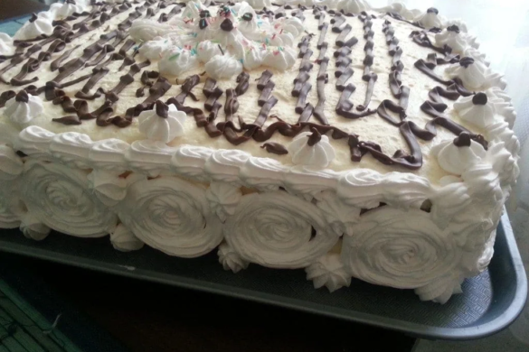 Reţeta zilei – Tort cu cremă mascarpone