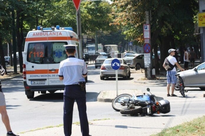 Neatenția unui șofer, face victime printre motocicliști IMG 0808