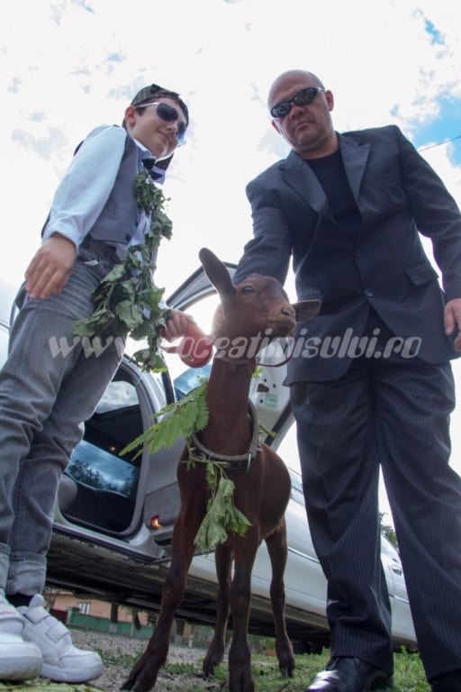 Un-copil-de-grădiniță-îl-face-”pilaf”-pe-designerul-Adrian-Haiduc_022