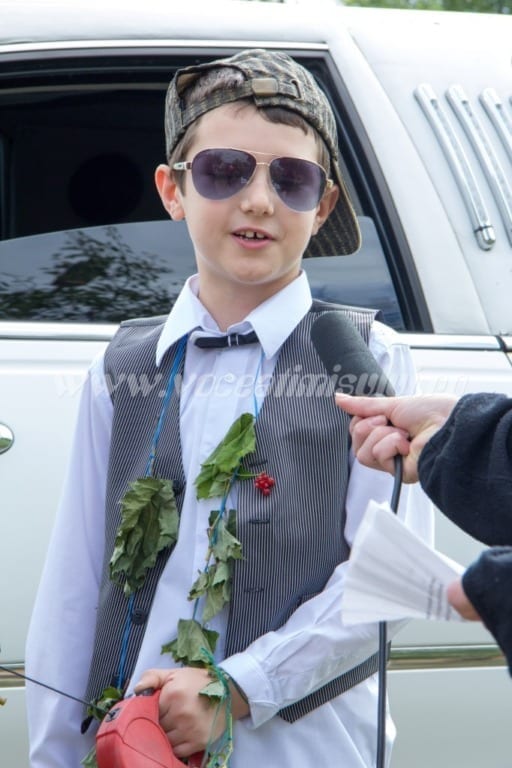 Un-copil-de-grădiniță-îl-face-”pilaf”-pe-designerul-Adrian-Haiduc_026