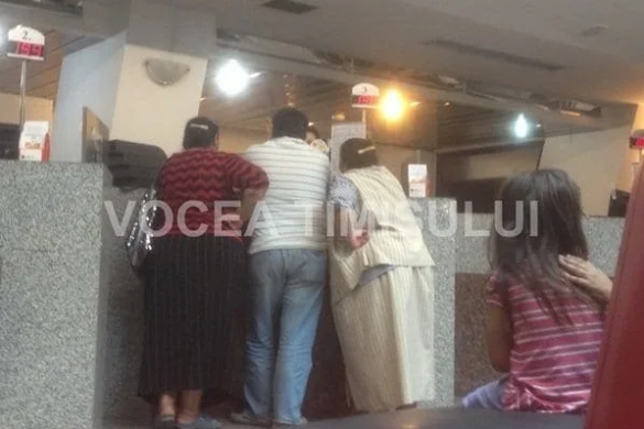 „Gipsanii” în promenada la BRD-ul din Complexul Studențesc