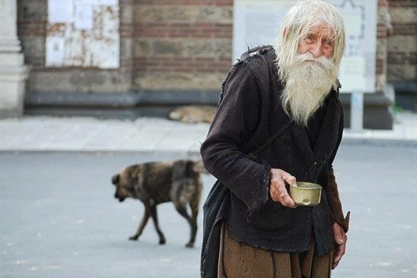 Incredibila poveste a ”bunicului Dobri„ cerșetorul generos
