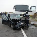 Accident deosebit de grav între Albina şi Sacoşu Turcesc. Un bărbat a murit după ce a fost izbit de un autocamion 014