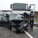 Accident deosebit de grav între Albina şi Sacoşu Turcesc. Un bărbat a murit după ce a fost izbit de un autocamion 016