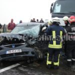 Accident deosebit de grav între Albina şi Sacoşu Turcesc. Un bărbat a murit după ce a fost izbit de un autocamion 033