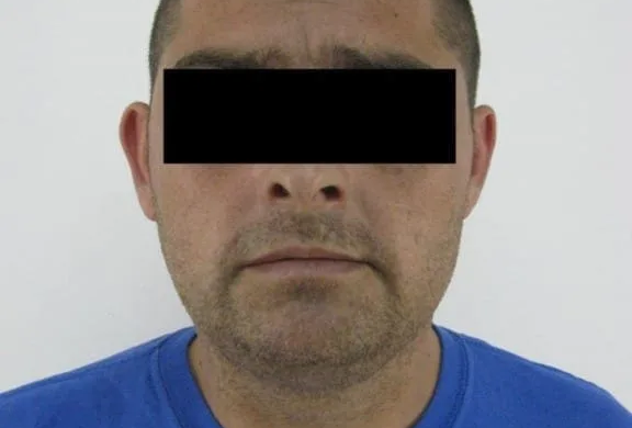 Hoţ reţinut de poliţişti imediat după ce-a furat dintr-o maşină, la Timişoara