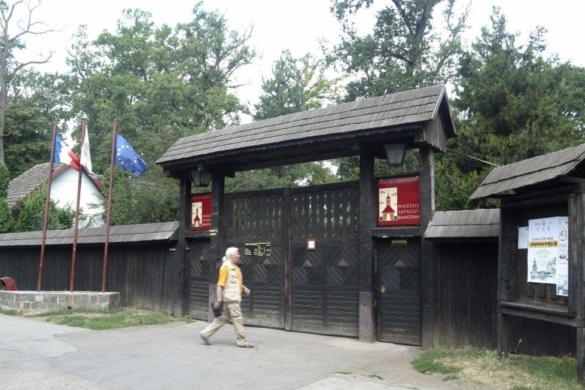 Muzeul Satului Bănăţean se bucură de un nou pavilion expoziţional