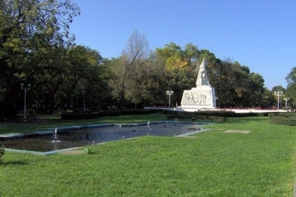 Parcul Central va fi reamenajat. Primăria Timișoara pune în dezbatere două variante peisagistice
