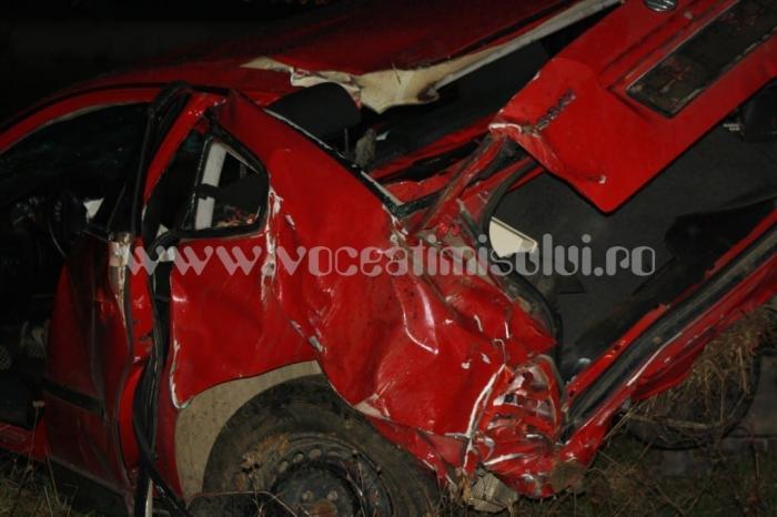 Un-şofer-s-a-răsturnat-cu-maşina-pe-Calea-Aradului_008