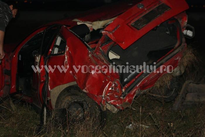 Un-şofer-s-a-răsturnat-cu-maşina-pe-Calea-Aradului_009