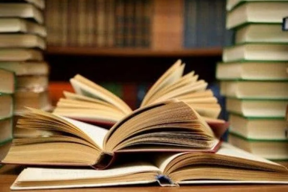 Senatul a aprobat tacit o lege care impune ”TAXA pe cultură”. Cu cât se pot scumpi cărțile și biletele la teatru