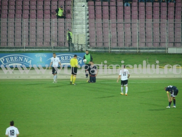 poli otelul 2