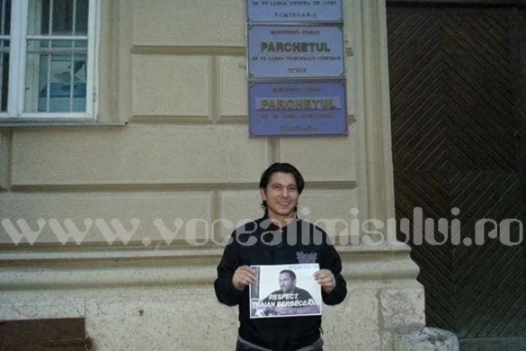 Celebrul blogger Mihai Giurgea dă de pământ cu Poliţia, Justiţia şi clasa politică din România pentru cazul comisarului Berbeceanu
