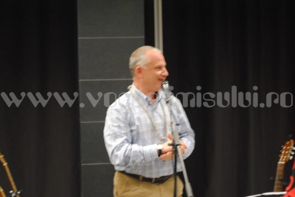 Hrană pentru intelect şi suflet alături de Răzvan Voiculescu şi Nicu Alifantis16 Hrană pentru intelect şi suflet alături de Răzvan Voiculescu şi Nicu Alifantis16