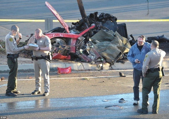 Paul Walker a murit într un accident02