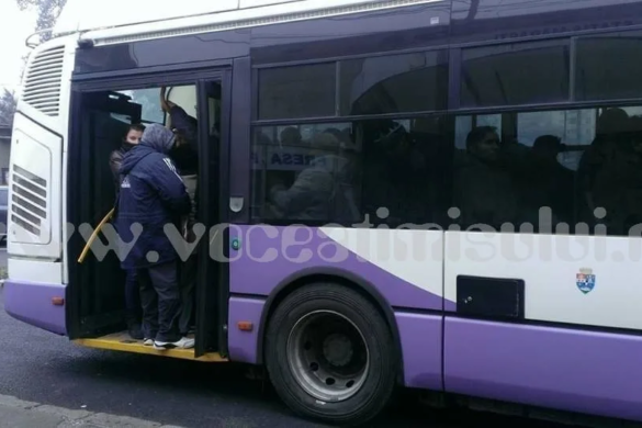 R.A.T.T. anunţă modificări la linia ce asigură transportul elevilor şi cadrelor didactice