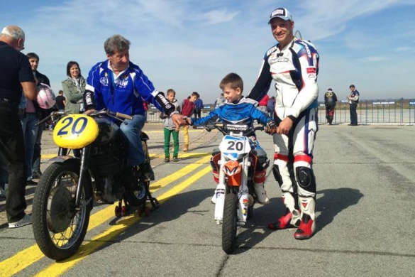 Familia Pascotă, sau numele cu care se confundă istoria motociclismului românesc #20