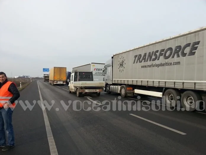 Promisiuni de la Guvern pentru CENTURA SUD a Timișoarei. Vezi când încep lucrările și câți bani costă! greva transportatori camioane tiruri soseaua de centura timisoara 7 jpg