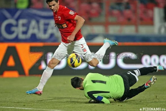Groapa cu ghinionul lui „Vineri – 13”. Dinamo Bucureşti 4-0 Poli Timişoara şi înfrângerile se înmulţesc dramatic