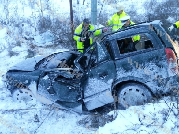 Accident violent din cauza zăpezii pe Calea Lugojului05