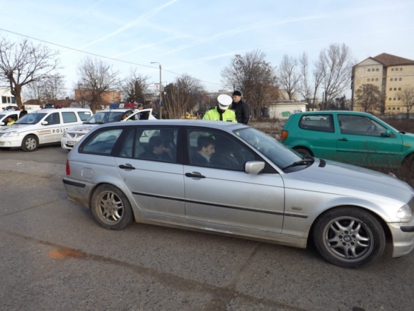 Atenție șoferi Acțiune de amploare a Poliției Rutiere la Pasajul Jiul31