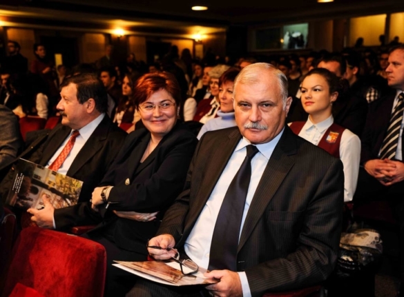 Giurgiu Bogdan tânărul olimpic pasionat de ştiinţe exacte118 Giurgiu Bogdan tânărul olimpic pasionat de ştiinţe exacte118
