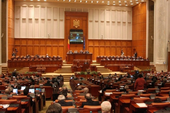 Femeile ”politice” sunt MAI ”BUNE”! 65 de parlamentare, mai active cu 40% decât cei 509 bărbați, la un loc, în Parlamentul României