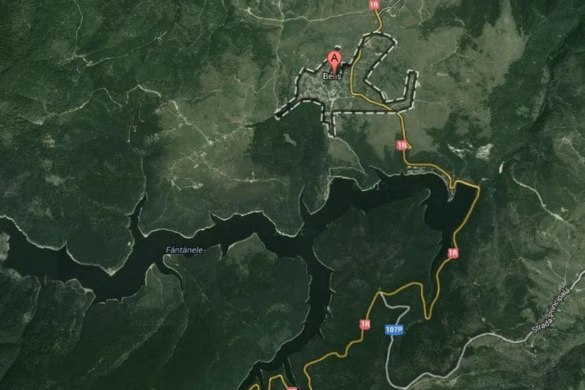 Un avion, cu echipaj medical la bord, a aterizat forțat în pădure, la Beliş, în județul Cluj