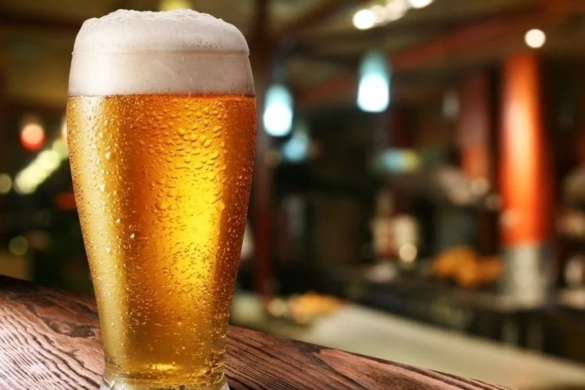 Detalii care îţi vor strica pofta de bere sau de vin. Ce ingrediente ascunse conţin băuturile