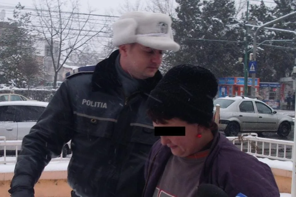 Poliţiştii din Cenad au „capturat” o femeie de 35 de ani care şi-a aruncat copilul nou-născut în fântână! Ea va face 18 ani de închisoare