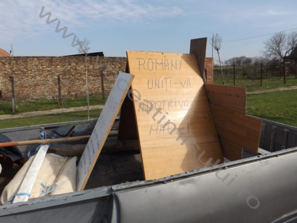 02Un dudeştean a început azi cel mai lung protest la adresa mafiei din Primărie 02Un dudeştean a început azi cel mai lung protest la adresa mafiei din Primărie