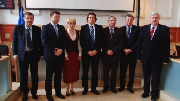 DECLARAŢIE DE SUSŢINERE.Still047