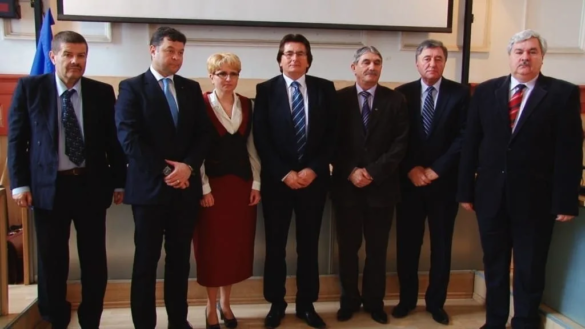 DECLARAŢIE DE SUSŢINERE.Still048 jpg