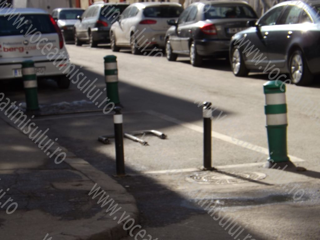 Locul-de-parcare-al-fiicei-secretarului-Primăriei-Ioan-Cojocari-a-fost-desfiinţat02