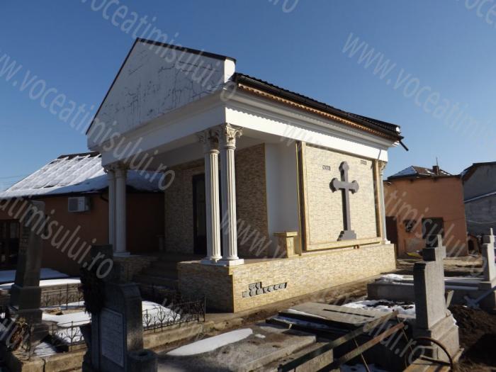 Primăria-Timişoara-nu-mai-e-de-acord-cu-mansardele-de-pe-blocuri-dar-permite-construcţii-de-vile-în-cimitire02
