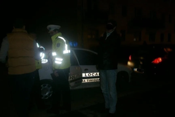 Beat şi fără permis de conducere, un tânăr din Peciu Nou a fost rănit grav într-un accident pe care chiar el l-a provocat