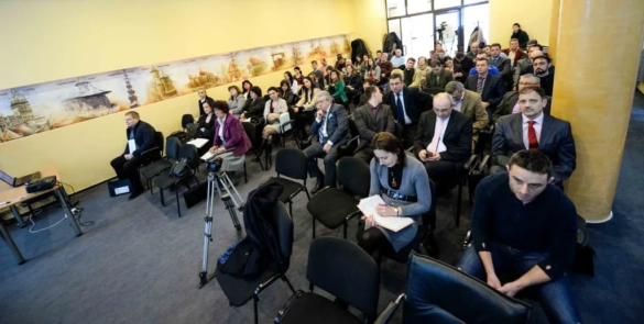 conferinta 11 jpg
