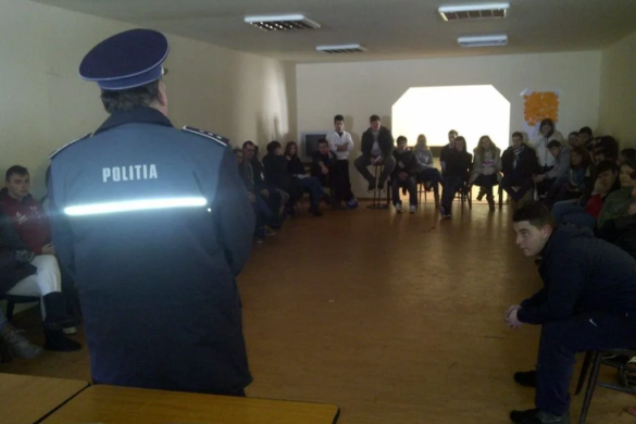 Poliţiştii timişeni, în tabără la Chevereşu Mare. Vezi ce au făcut acolo